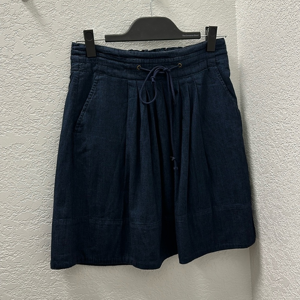 Navy blue skirt